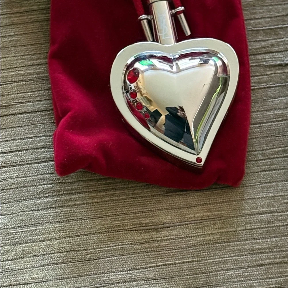 Yves Saint Laurent Love Collection Lip Makeup Palette (Limited Edition) - Picture 2 of 8